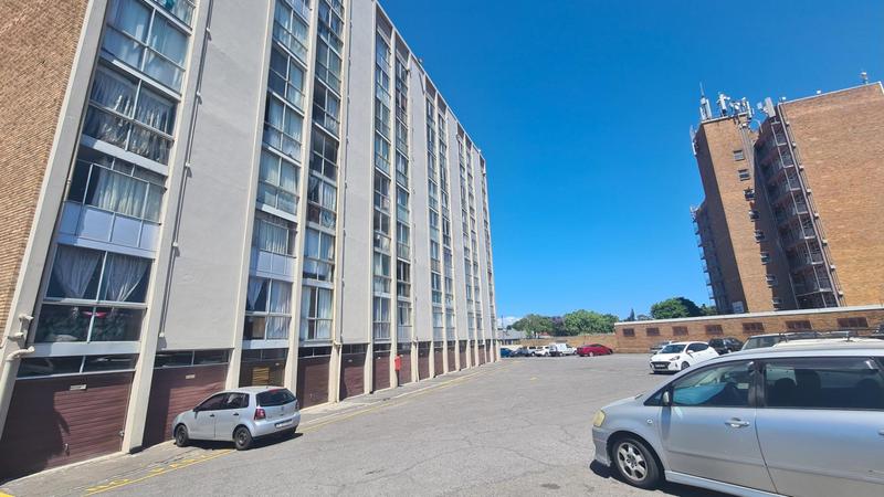 2 Bedroom Property for Sale in Labiance Estate Western Cape